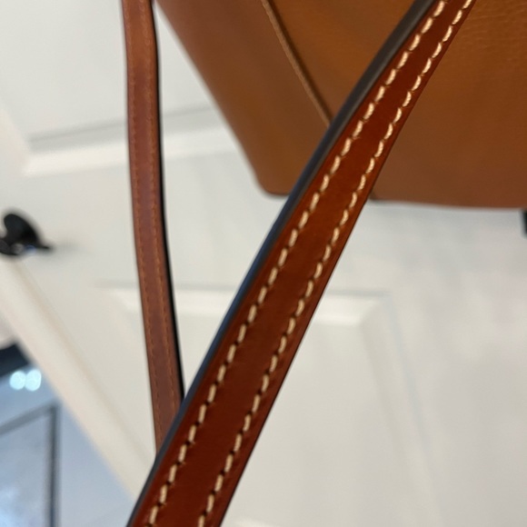 Authentic Dooney & Bourke tote - Picture 6 of 10